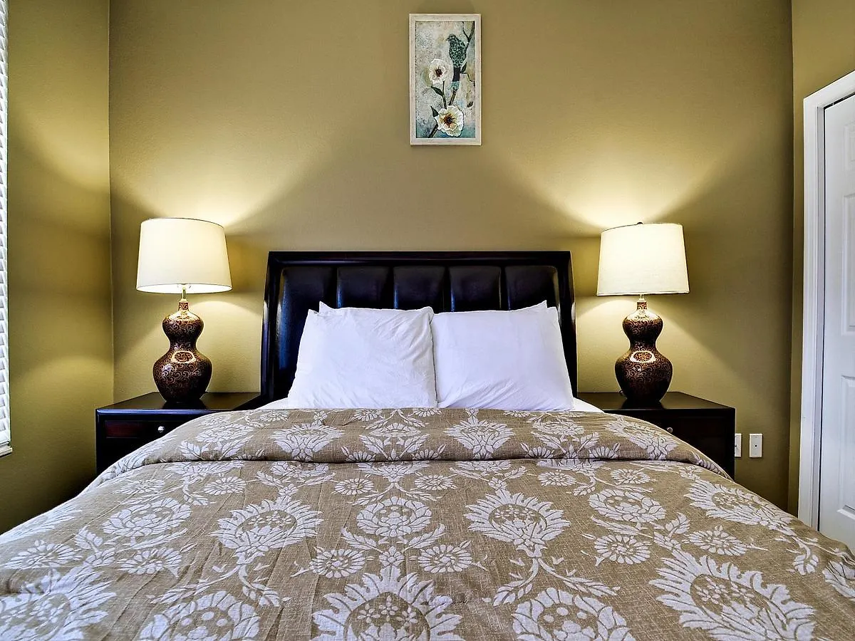 Island Key Condos 302 Clearwater Beach Apartment