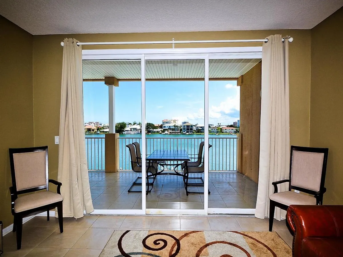 Island Key Condos 302 Clearwater Beach Apartment